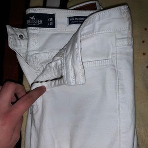 hollister 25 dollar jeans